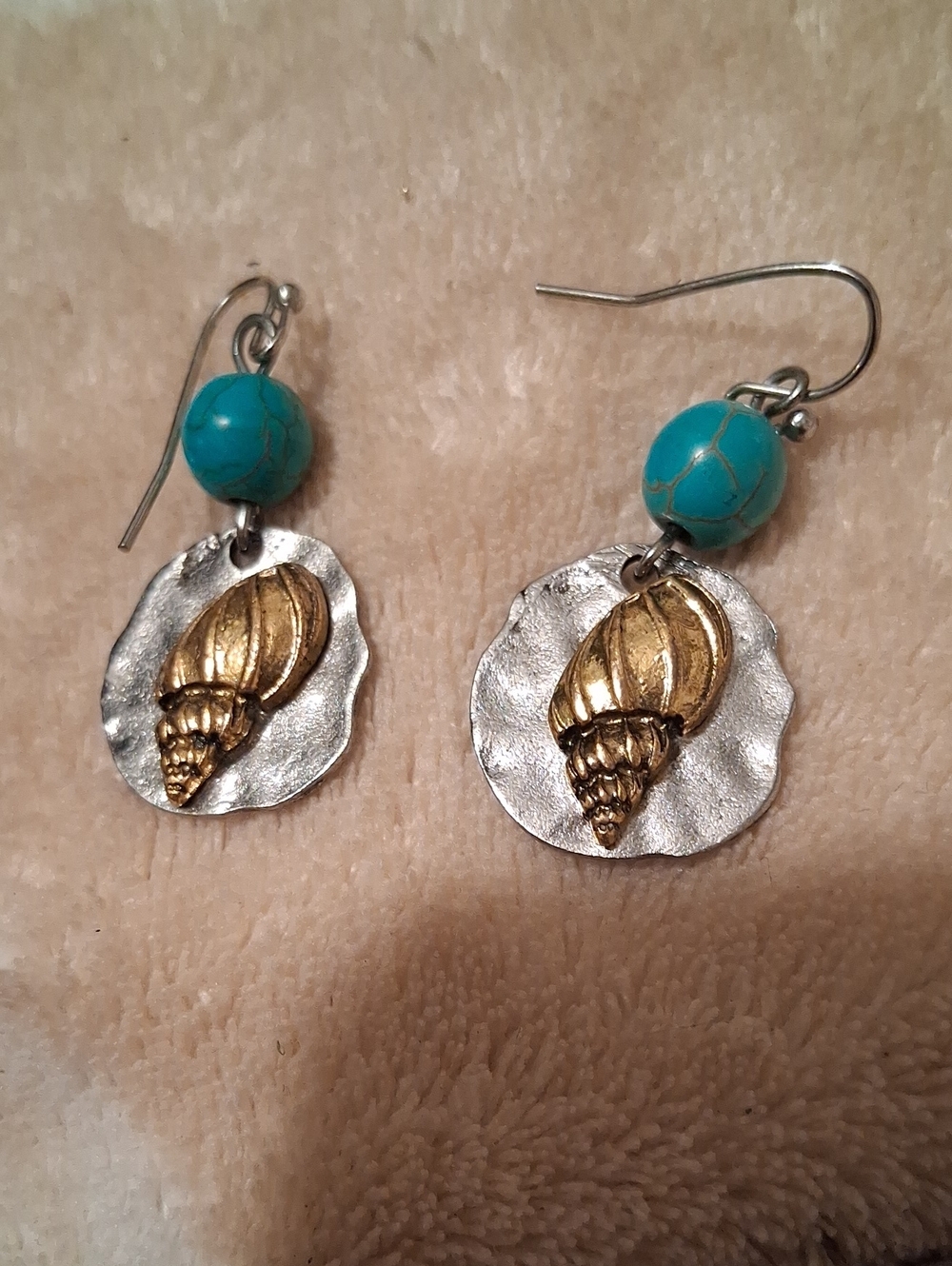 Pretty Shell Earrings